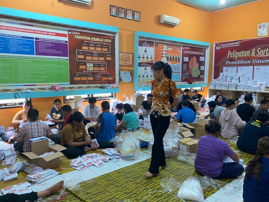 BAWASLU AWASI DENGAN KETAT PELIPATAN SURAT SUARA