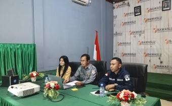 Bawaslu Kutai Barat ikuti wawancara Monitoring dan Evaluasi (Monev) Keterbukaan Informasi Publik Kabupaten/Kota tahun 2025.